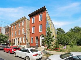 861 N 20th St, Philadelphia, PA