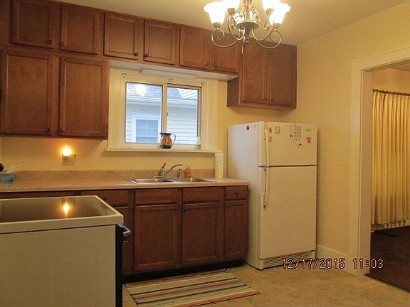 4th image of 3501 Mishawaka Ave