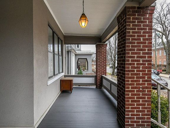 Private front porch