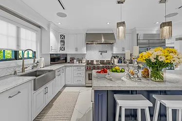 Sold by PRENDAMANO REAL ESTATE