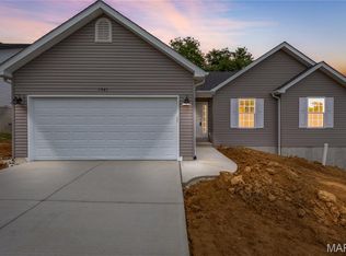 1941 Magnolia Way, Pevely, MO 63070