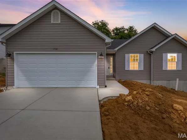 1941 Magnolia Way, Pevely, MO 63070