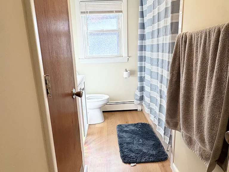 25 Mullin Ave #4 — Photo 12