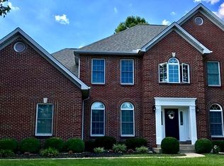 1622 Caddie Cir, Florence, KY 41042