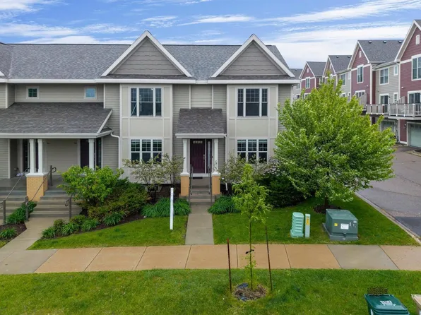 302 Cross Oak Drive, Verona, WI 53593