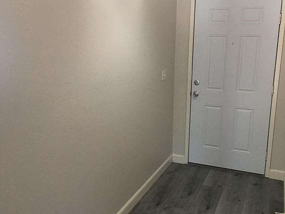 4th image of 8161 Steinbeck Way