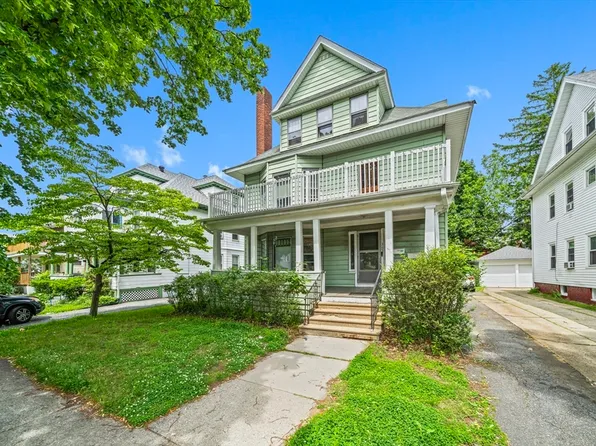 363 White St, Springfield, MA 01108