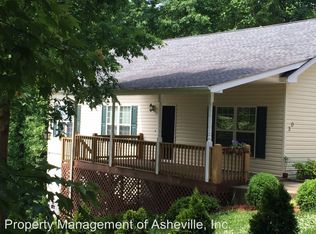 30 Forest Ridge Dr, Asheville, NC 28806