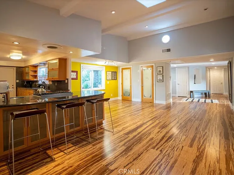 24361 Mulholland Hwy — Photo 11