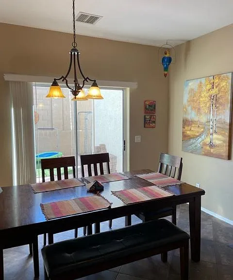 449 Phelps Dr — Photo 10