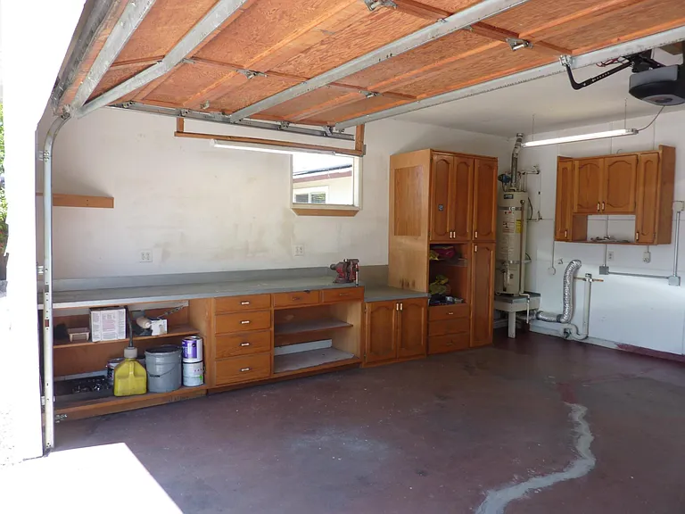 1441 Sierra Dr — Photo 15