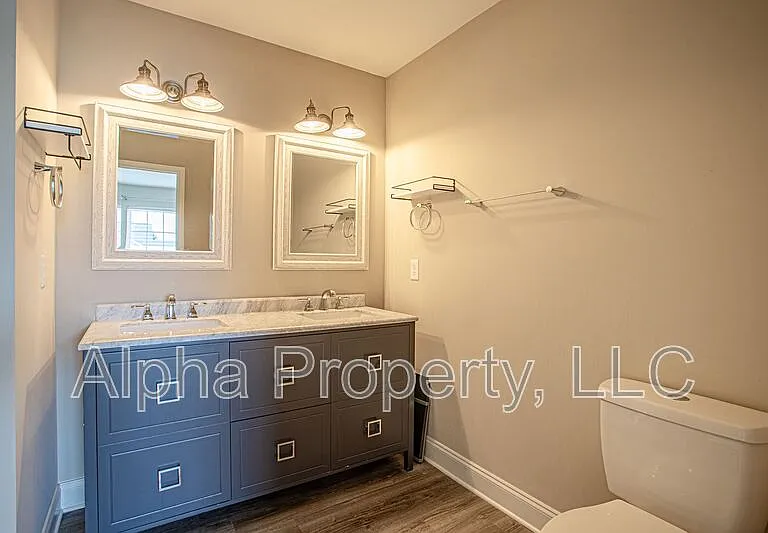 830 Chartwell Dr — Photo 14