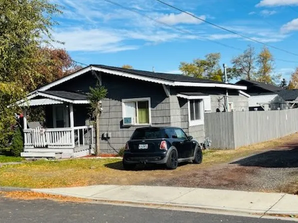 432 NW 10th St, Redmond, OR 97756