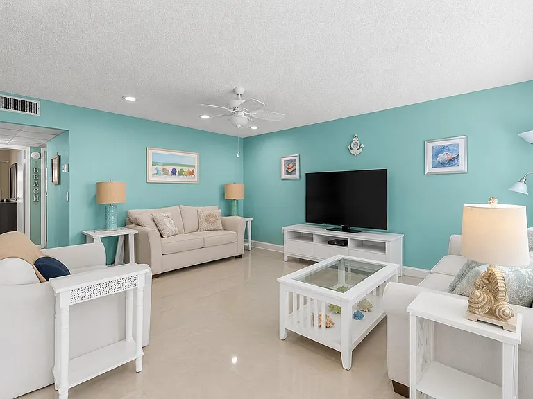 520 Monaco Park #K — Photo 6