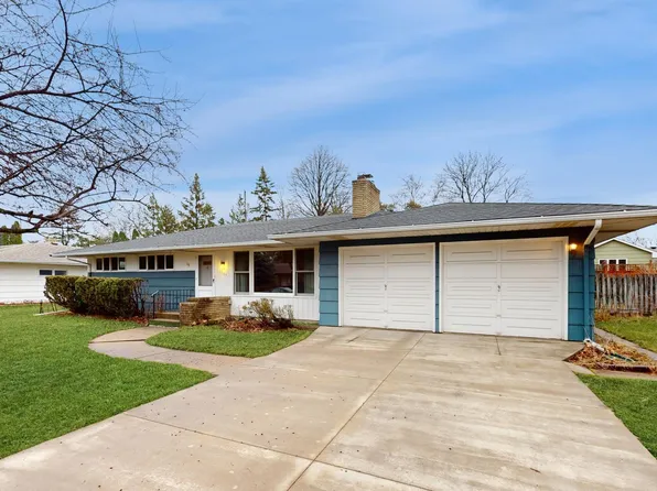 1964 Autumn St, Falcon Heights, MN 55113