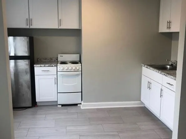 346 Uni, 346 Union St APT 5, Rockland, MA 02370