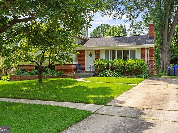 2nd image of 4606 Tallahassee Ave