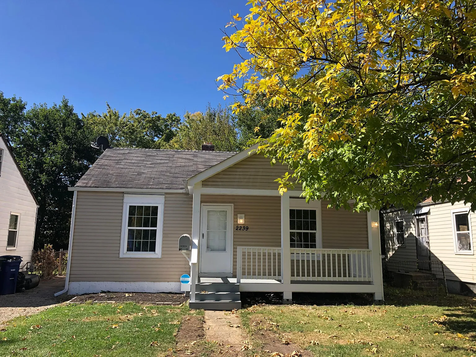 2239 Howey Rd photo 1