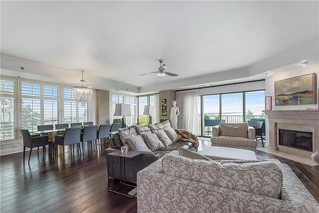 3901 Ridgelake Dr #4A — Photo 12