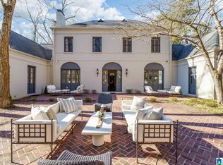 2825 Cherokee Rd, Mountain Brook, AL 35223