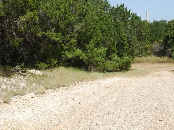 1702 Shadow Rock Ct, Whitney, TX 76692