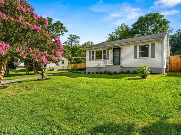 917 Hall St, Knoxville, TN 37920