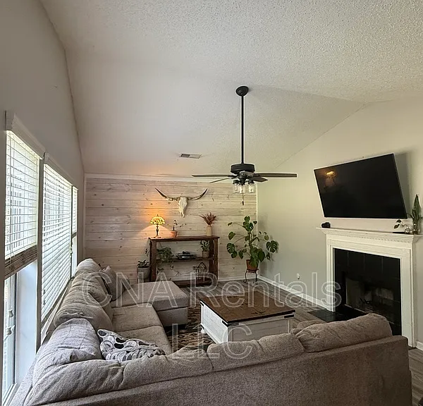 229 Old Carrollton Rd — Photo 6