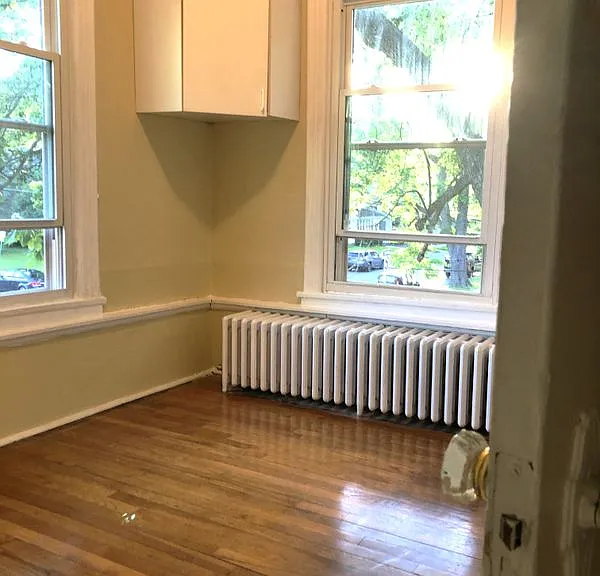 25 Woodlawn Ave #5 — Photo 12