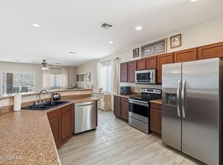 527 S Sweet Ridge Dr, Vail, AZ 85641