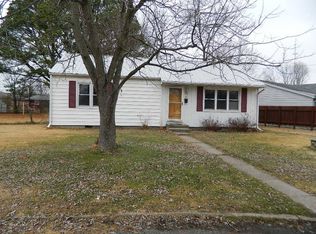 6 Talbert Ct, Fairfield, IL 62837