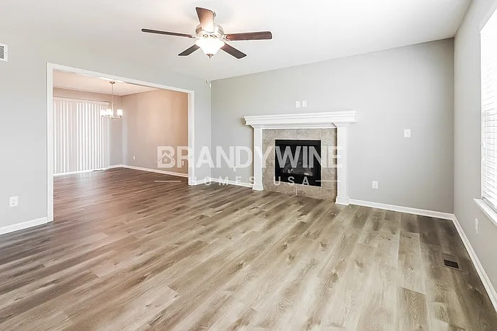 614 Winter Dr — Photo 5