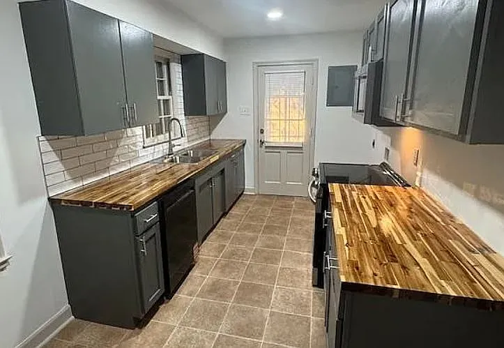1290 Merrycrest Dr — Photo 15