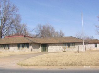 3013 Rockwood Rd, Enid, OK 73703