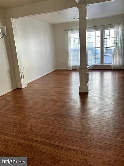 Building Photo - 11516 Clairmont View Ter