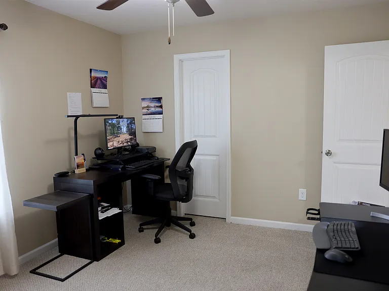 2510 Perthshire Ln — Photo 14
