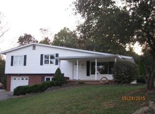 2049 S Jackson St, South Webster, OH 45682