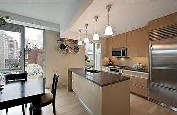 5th image of 110 3rd Ave APT 5D