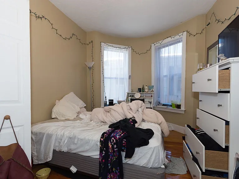 17 Highgate St #6 — Photo 6