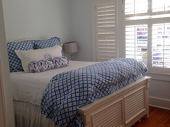 5th image of 6308 Richmond Pl