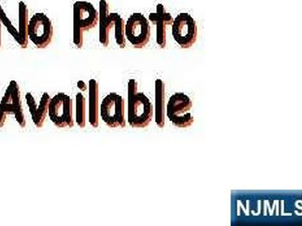 253A Highland Ave #A, Palisades Park, NJ 07650