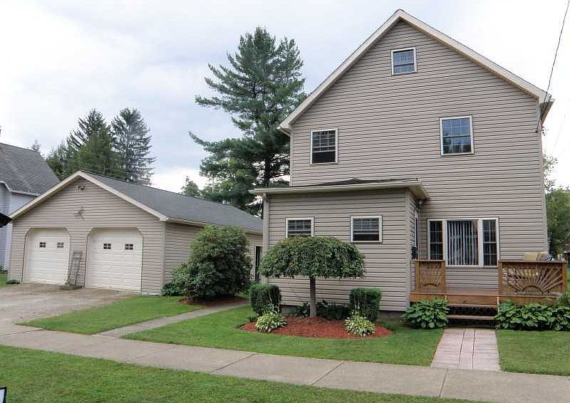 560 E South St, Corry, PA 16407 Zillow