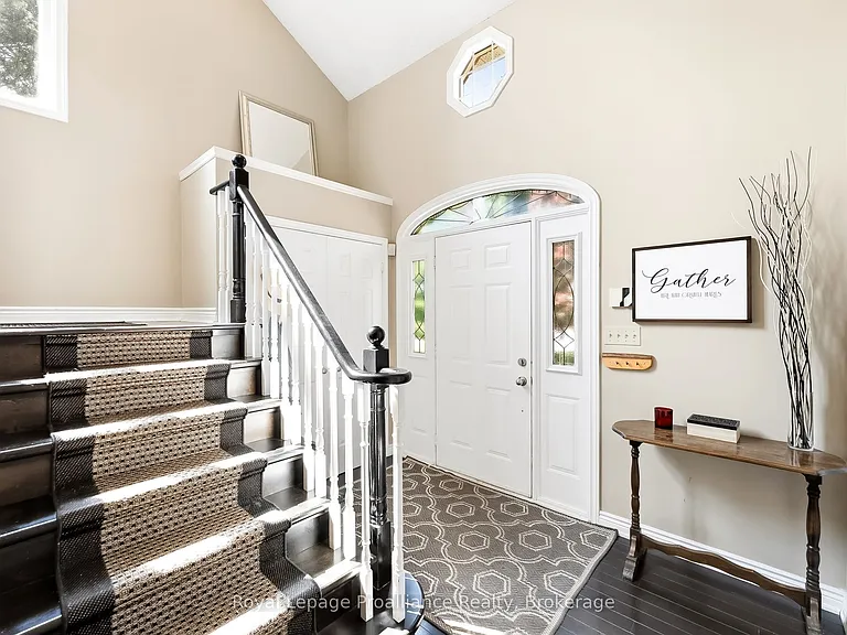37 Ravine Dr — Photo 5