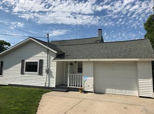 5516 S 90th Ave, New Era, MI 49446