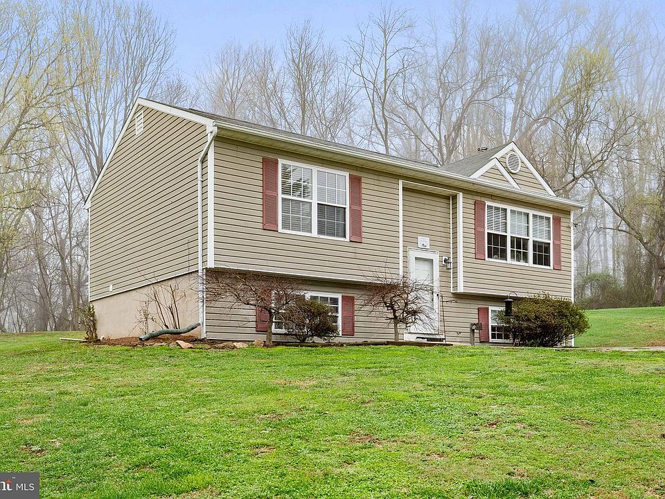 1st image of 49 Franklin Dr