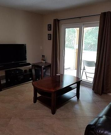 5th image of 3419 Winkler Ave APT 523