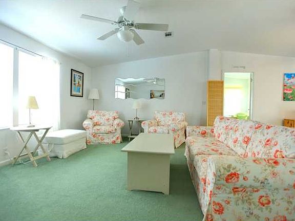 2nd image of 638 Periwinkle Cir