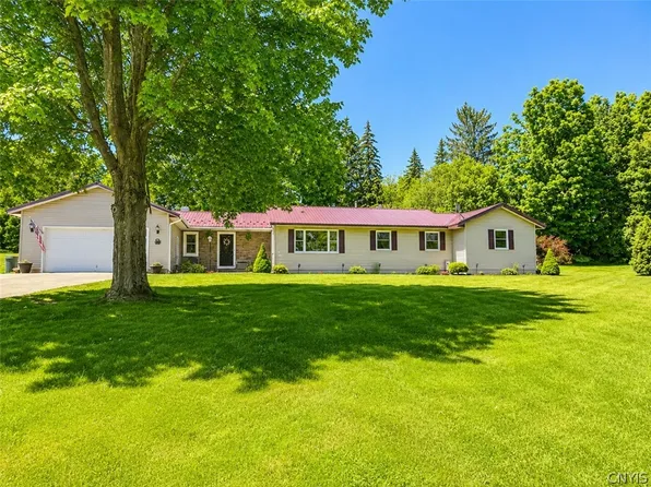 3975 Northway Dr, Cortland, NY 13045
