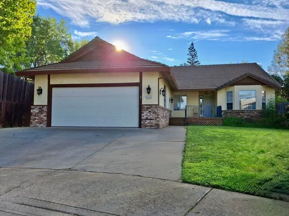 12155 Norman Ln, Auburn, CA 95603