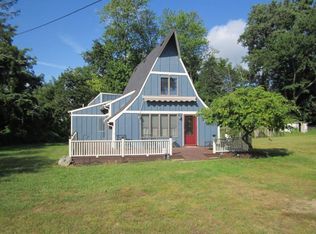 1107 S Lakeshore Rd, Harbor Beach, MI 48441