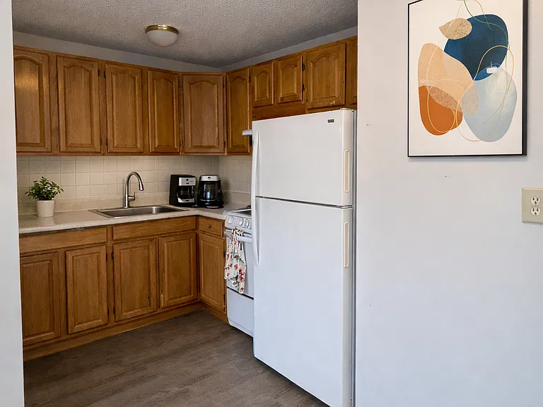 E3 - Kitchen
1-bedroom - Modern Finishes